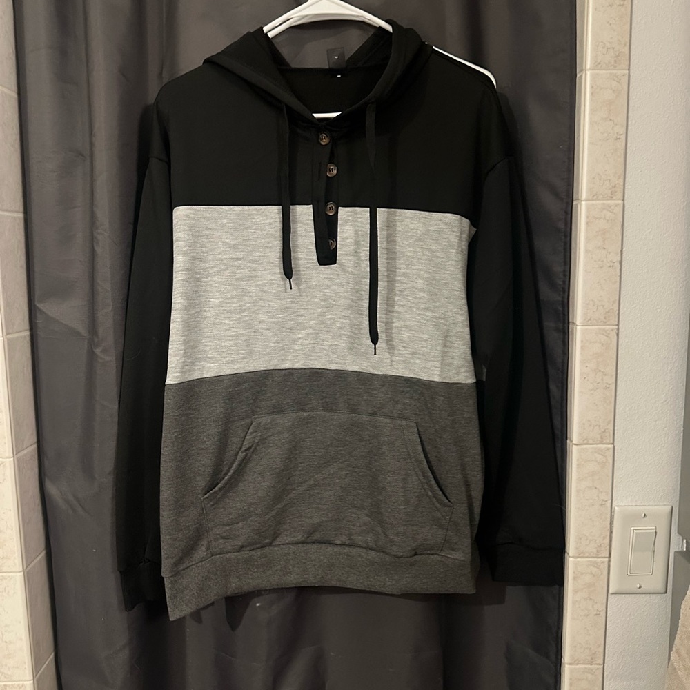 Women’s Hoodie Sweater Jacket Bundle Large NWOT